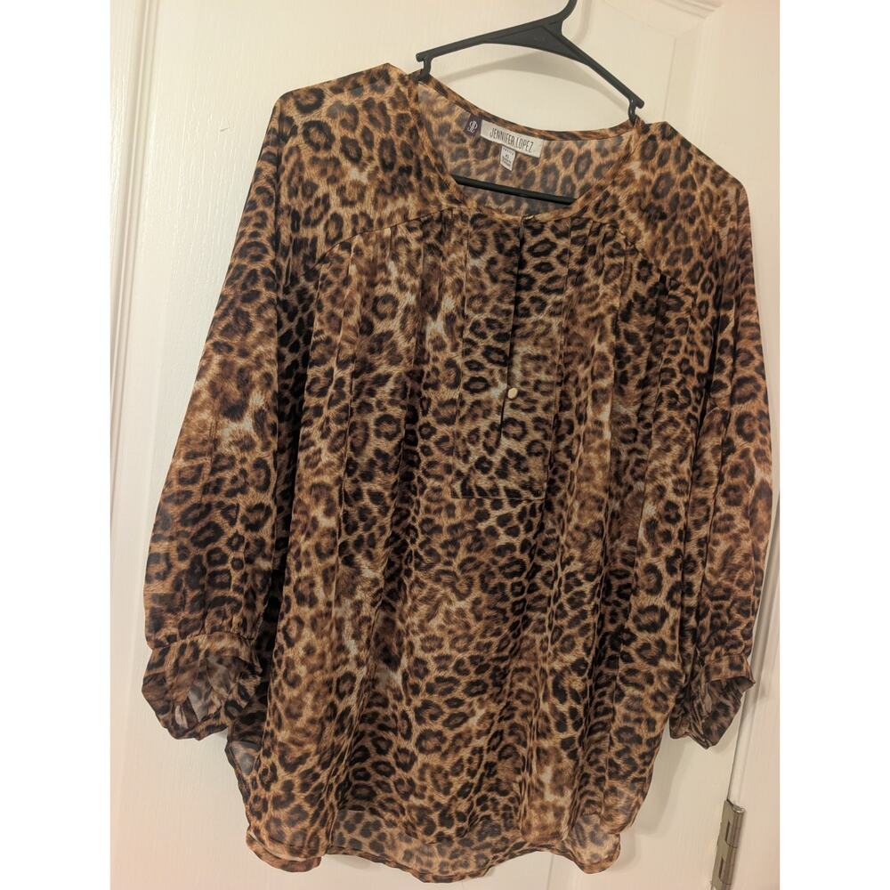 Jennifer Lopez Women’s XLSheer Leopard Animal Print Blouse - Picture 8 of 8